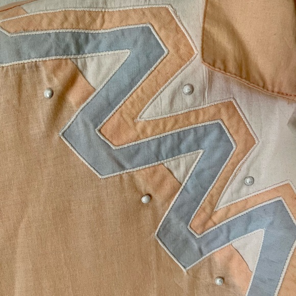 Vintage pink collared top - Picture 3 of 10